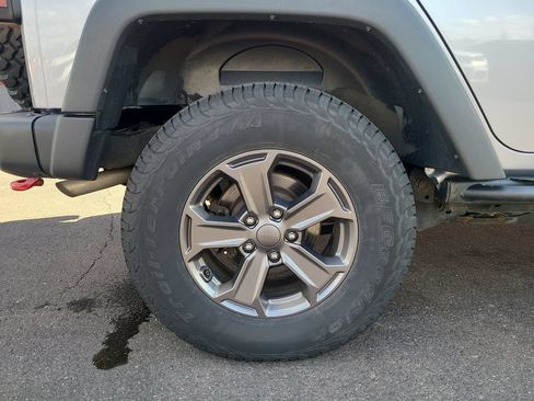 Used 2017 Jeep Wrangler Unlimited Rubicon AWD/4WD image 17