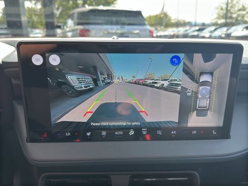 New 2025 Ford Maverick Lariat w/ Black Appearance Package image 23