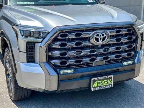 Used 2023 Toyota Tundra Platinum AWD/4WD image 5