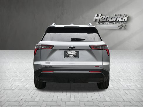 Used 2026 Chevrolet Equinox RS w/ Convenience Package III FWD image 9