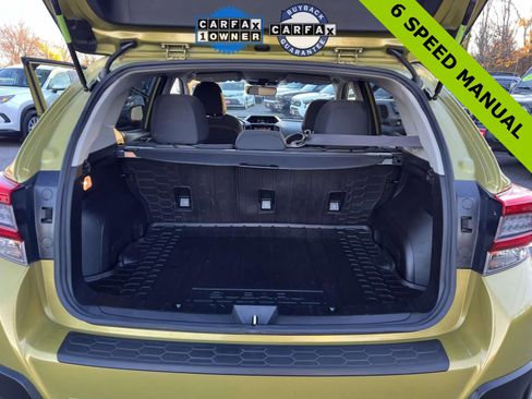 Used 2022 Subaru Crosstrek 2.0i Premium image 12
