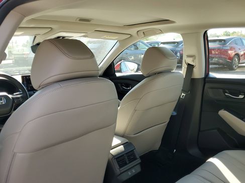 Used 2024 Honda Accord EX-L image 13