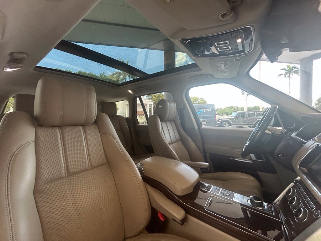Used 2017 Land Rover Range Rover Supercharged AWD/4WD image 27