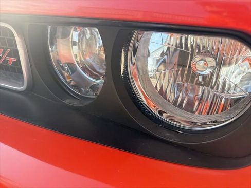 Used 2013 Dodge Challenger R/T image 8