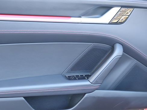 Used 2021 Porsche 911 Carrera image 11