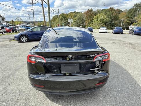 Used 2023 Tesla Model 3 Performance image 4