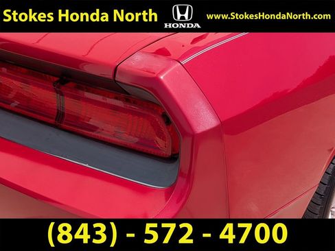 Used 2013 Dodge Challenger SXT w/ Sound Group RWD image 5