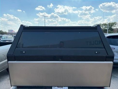 Used 2024 Tesla Cybertruck AWD Crew Cab image 7