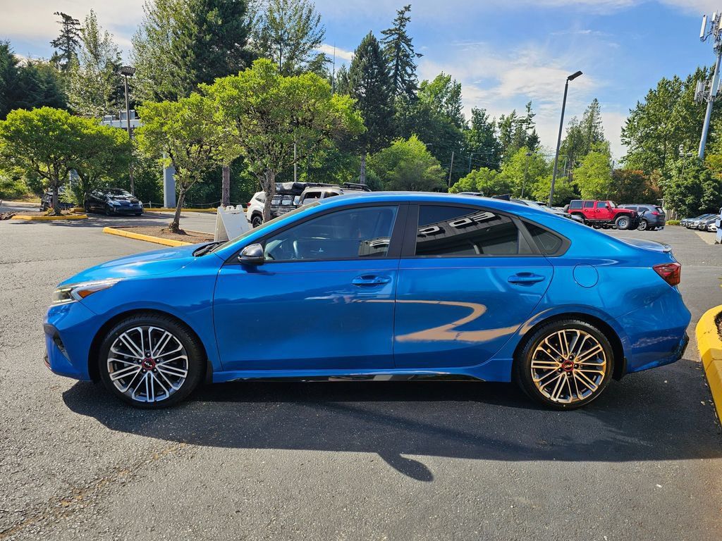 Used 2023 Kia Forte GT FWD image 4