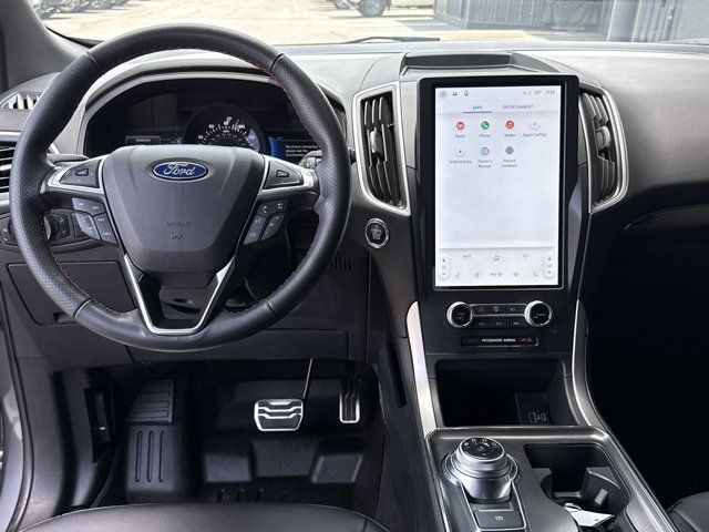 Used 2024 Ford Edge ST-Line AWD/4WD image 7