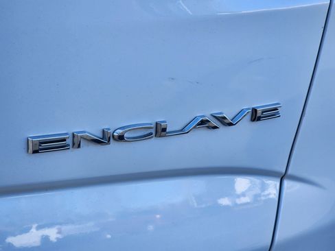 Used 2019 Buick Enclave Essence image 9