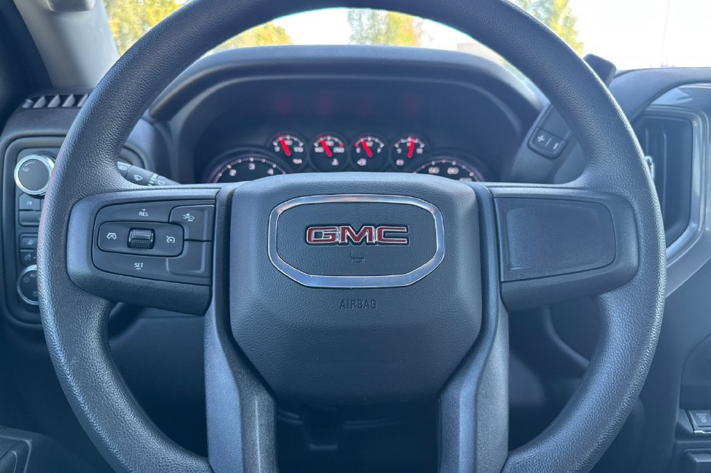 Used 2025 GMC Sierra 2500 Pro w/ 1SA Pro Safety Plus Package AWD/4WD image 27