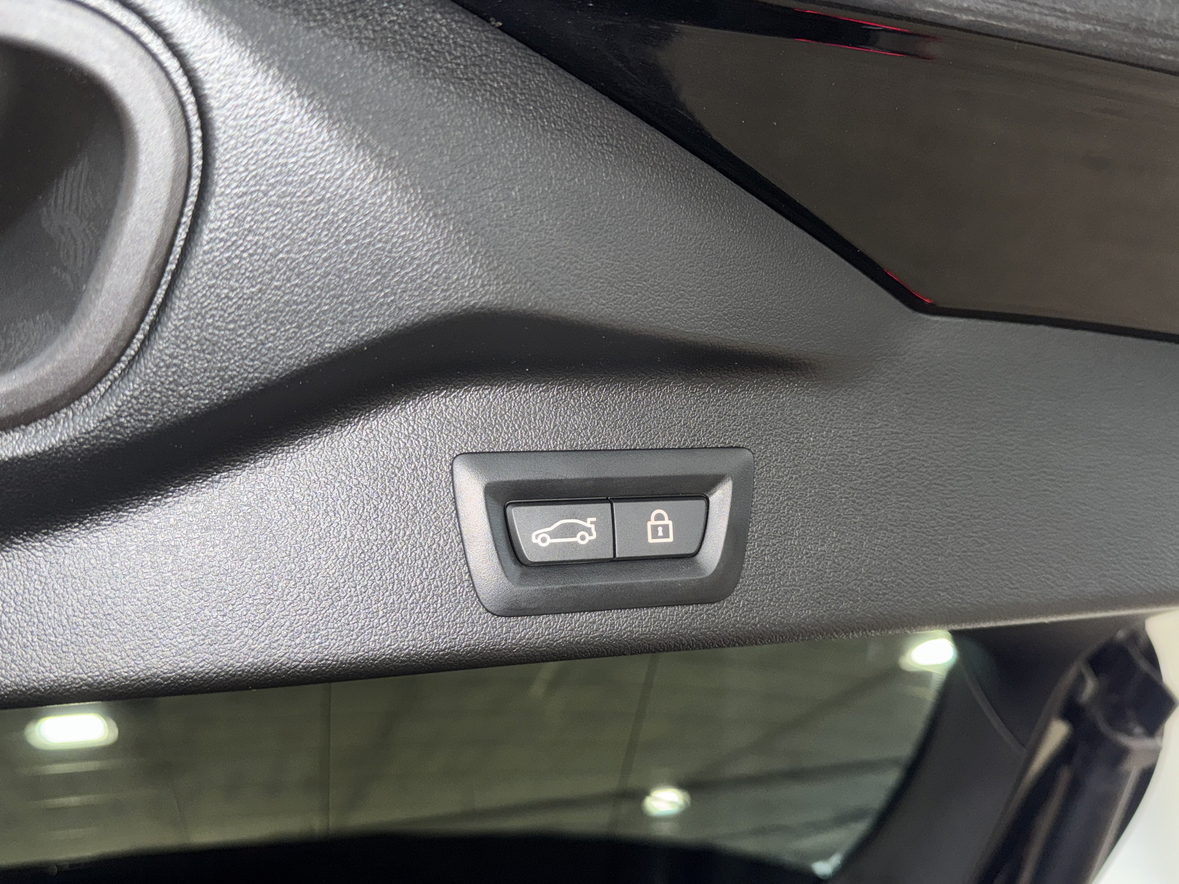 Used 2022 BMW X5 M50i w/ Executive Package AWD/4WD image 14