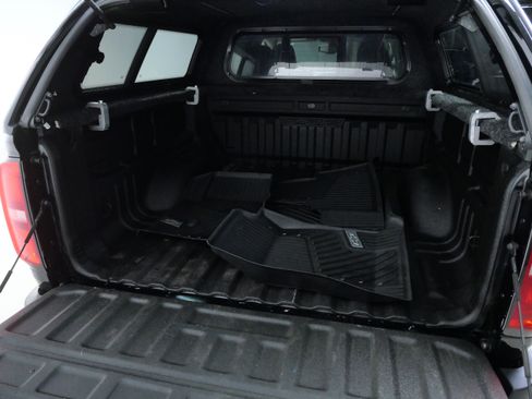 Used 2022 Chevrolet Colorado ZR2 AWD/4WD image 7