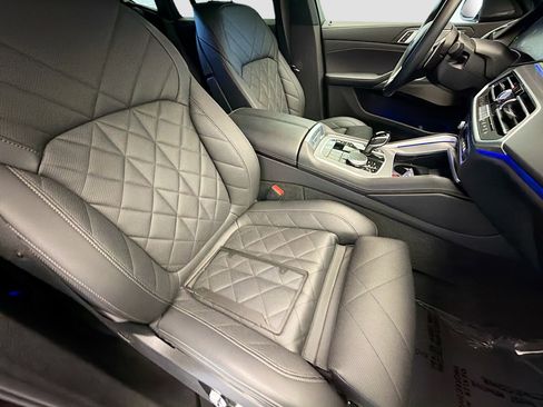 Used 2023 BMW X6 xDrive40i w/ Premium Package image 15