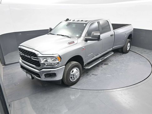 Used 2024 RAM 3500 Big Horn image 27