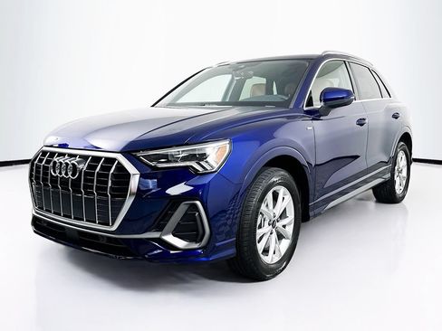Used 2025 Audi Q3 2.0T Premium Plus w/ Premium Plus Package AWD/4WD image 1