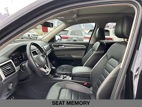 Used 2022 Volkswagen Atlas SEL Premium image 21