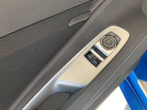 Used 2024 Chevrolet Corvette Stingray Coupe w/ Z51 Performance Package image 17