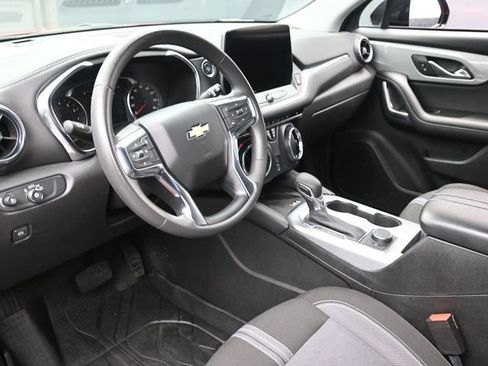 Used 2024 Chevrolet Blazer LT w/ Convenience Package image 14