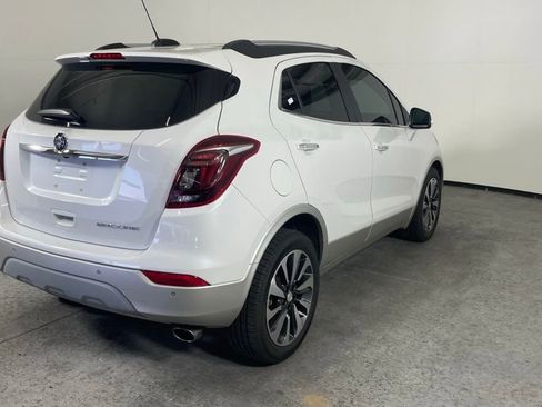 Used 2019 Buick Encore Essence w/ Safety Package II FWD image 3