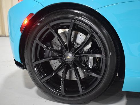 New 2025 McLaren Artura Spider image 17