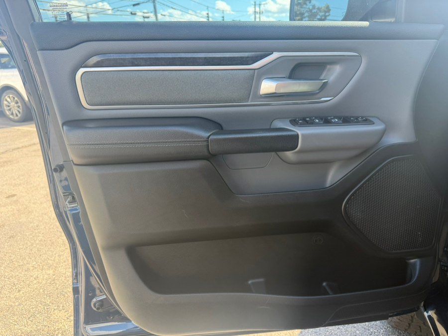 Used 2021 RAM 1500 Big Horn AWD/4WD image 12