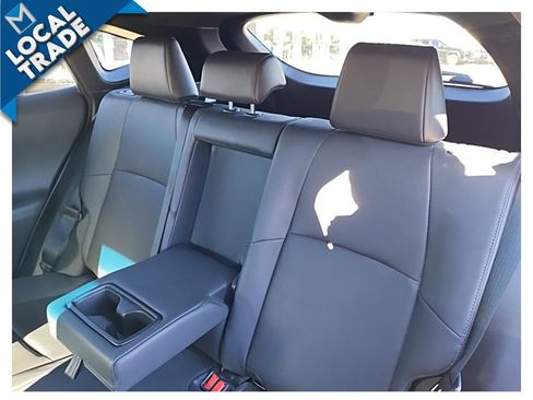 Used 2021 Toyota Venza Limited image 46