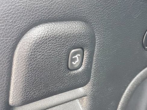 Used 2021 Jeep Grand Cherokee Laredo X RWD image 10