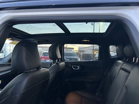 New 2026 Jeep Compass Trailhawk image 35