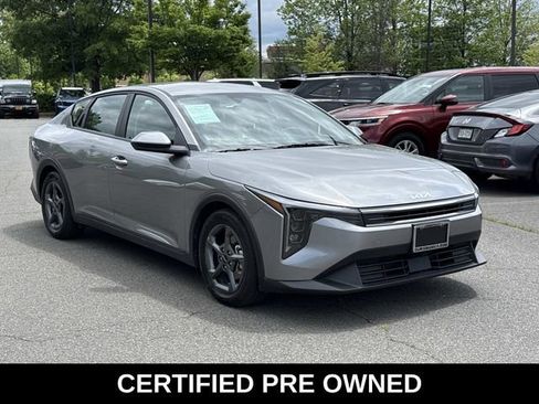 Used 2025 Kia K4 FWD image 1