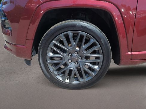 Used 2022 Jeep Compass High Altitude AWD/4WD image 11