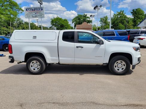 Used 2019 Chevrolet Colorado W/T RWD image 3