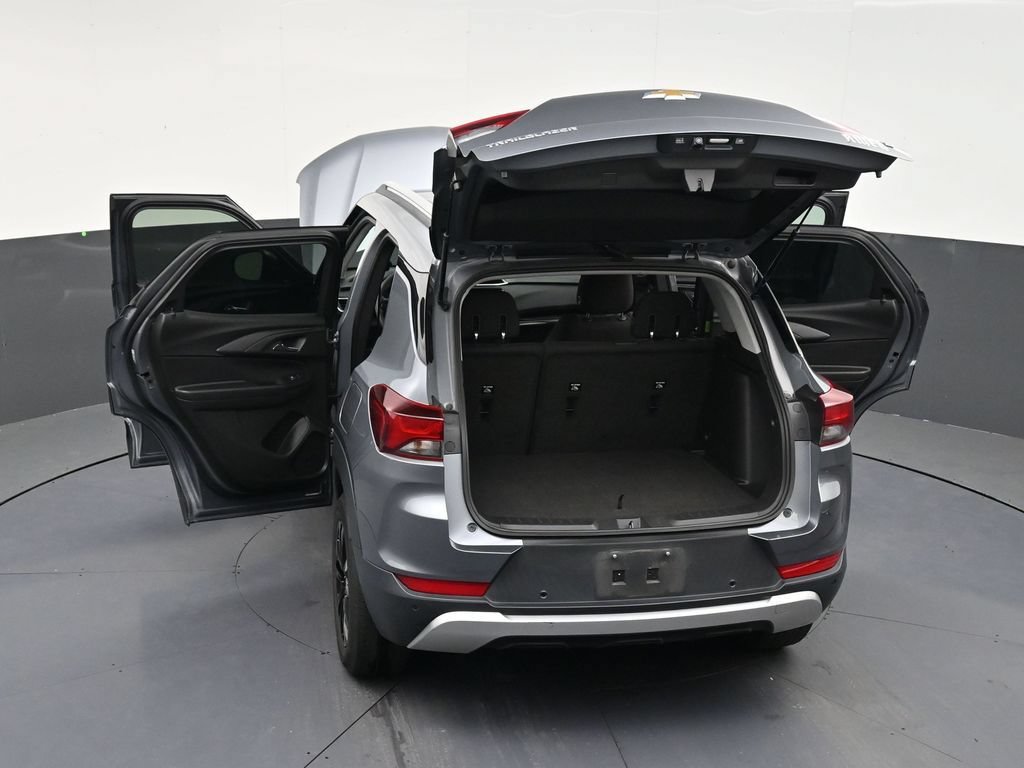 Used 2022 Chevrolet TrailBlazer LS FWD image 29