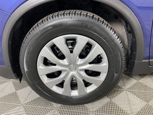 Used 2018 Nissan Rogue S FWD image 27