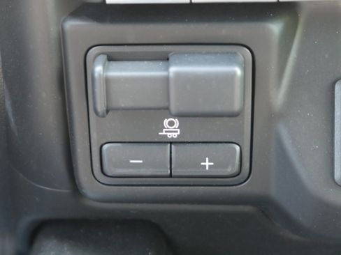 Certified 2020 Chevrolet Silverado 2500 LTZ w/ LTZ Premium Package AWD/4WD image 23