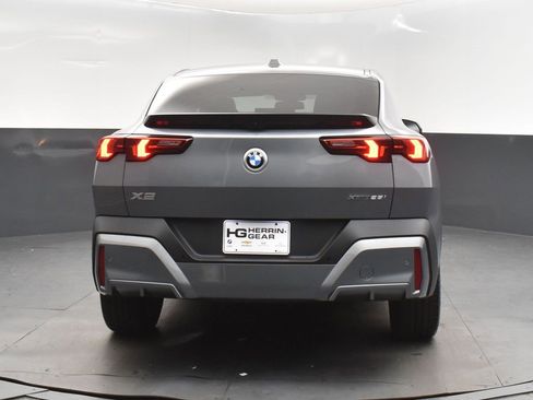 Used 2025 BMW X2 xDrive28i image 6