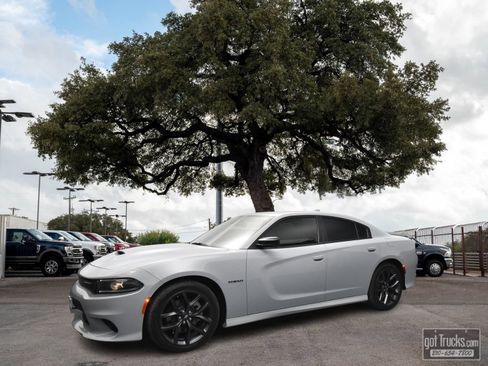 Used 2022 Dodge Charger R/T w/ Blacktop Package RWD image 1