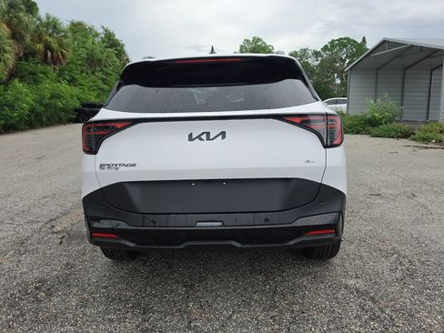 New 2026 Kia Sportage X-Line w/ X-Line Premium Package AWD/4WD image 7