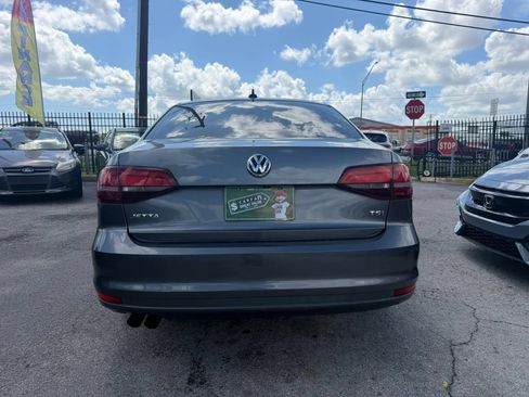 Used 2016 Volkswagen Jetta S FWD image 5