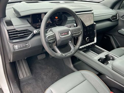 New 2026 GMC Acadia AT4 w/ Luxury Package AWD/4WD image 6
