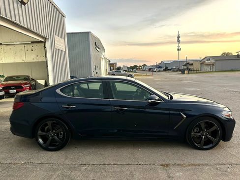 Used 2019 Genesis G70 2.0T Advanced w/ Sport Package RWD image 8