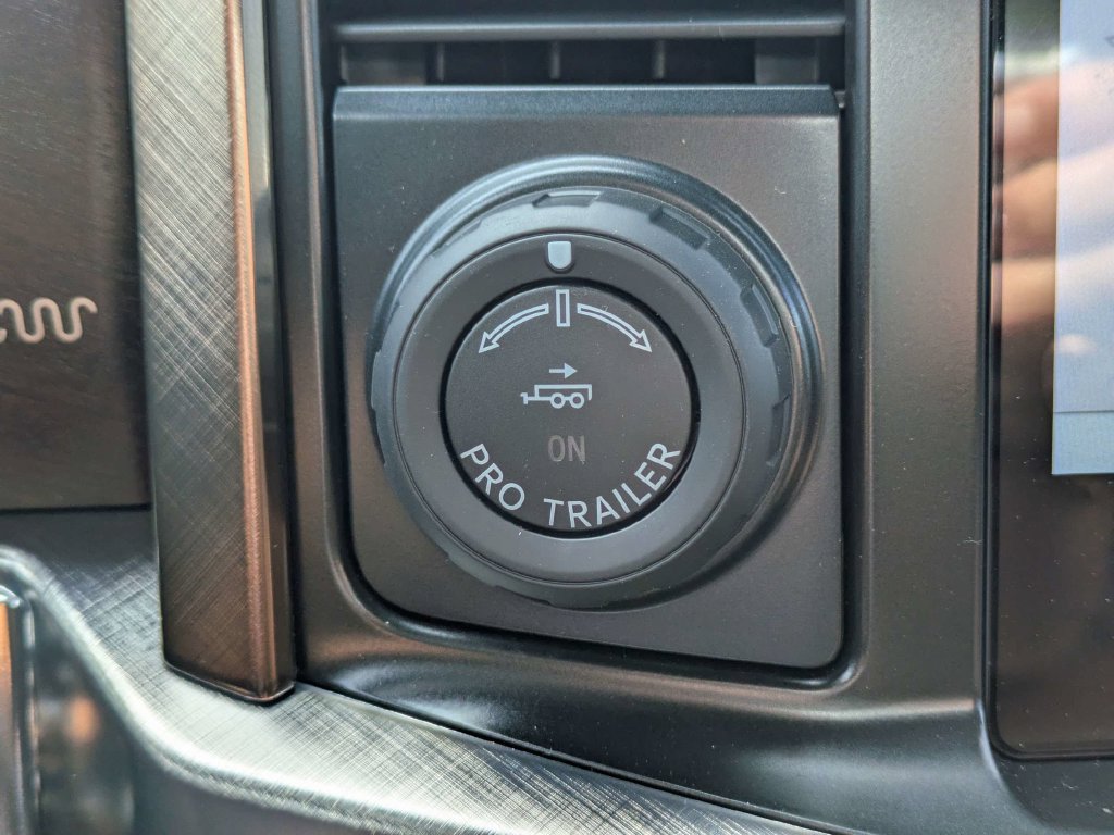 New 2026 Ford F150 King Ranch w/ Equipment Group 601A High AWD/4WD image 25