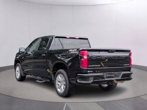 Used 2025 Chevrolet Silverado 1500 Custom w/ LPO, Dark Essentials Package AWD/4WD image 3
