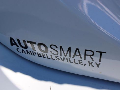 Used 2023 Toyota Camry LE image 6