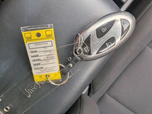 Certified 2024 Hyundai Kona SEL w/ Convenience Package AWD/4WD image 21