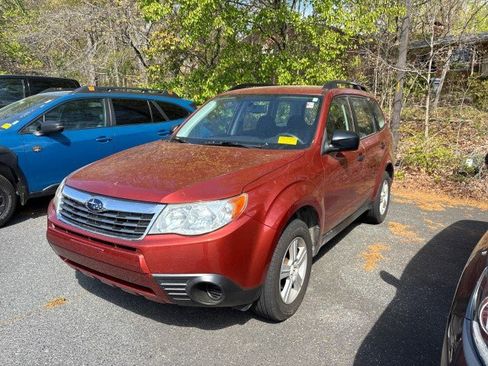 Used 2010 Subaru Forester 2.5X AWD/4WD image 1