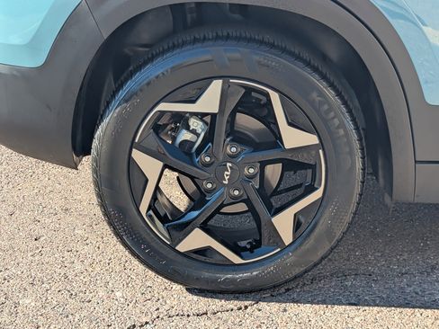 Used 2025 Kia Seltos EX w/ EX Sunroof Package image 7