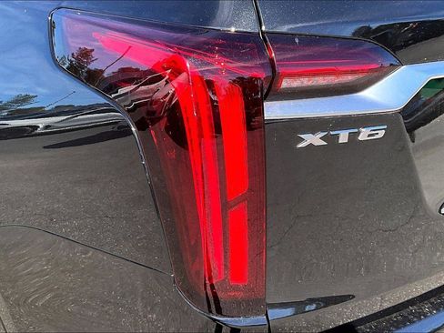 Used 2024 Cadillac XT6 Luxury FWD image 22