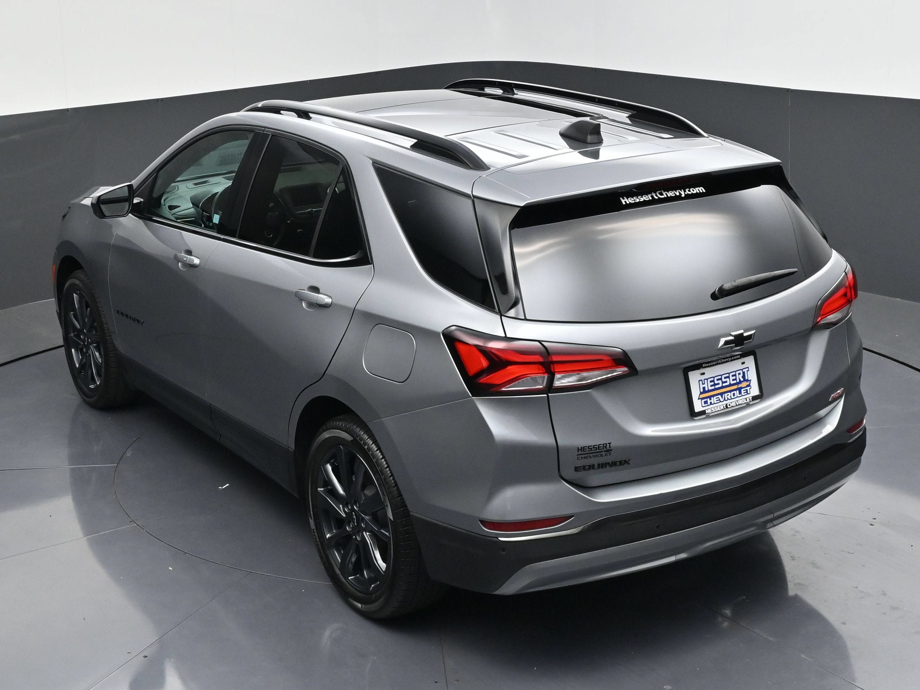 Certified 2023 Chevrolet Equinox RS FWD image 49
